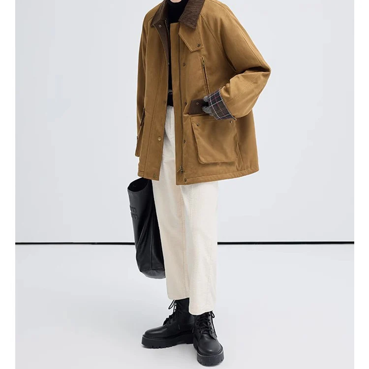 Damen Modische Übergangsjacke aus weichem Material mit Karomuster Nord Taschen