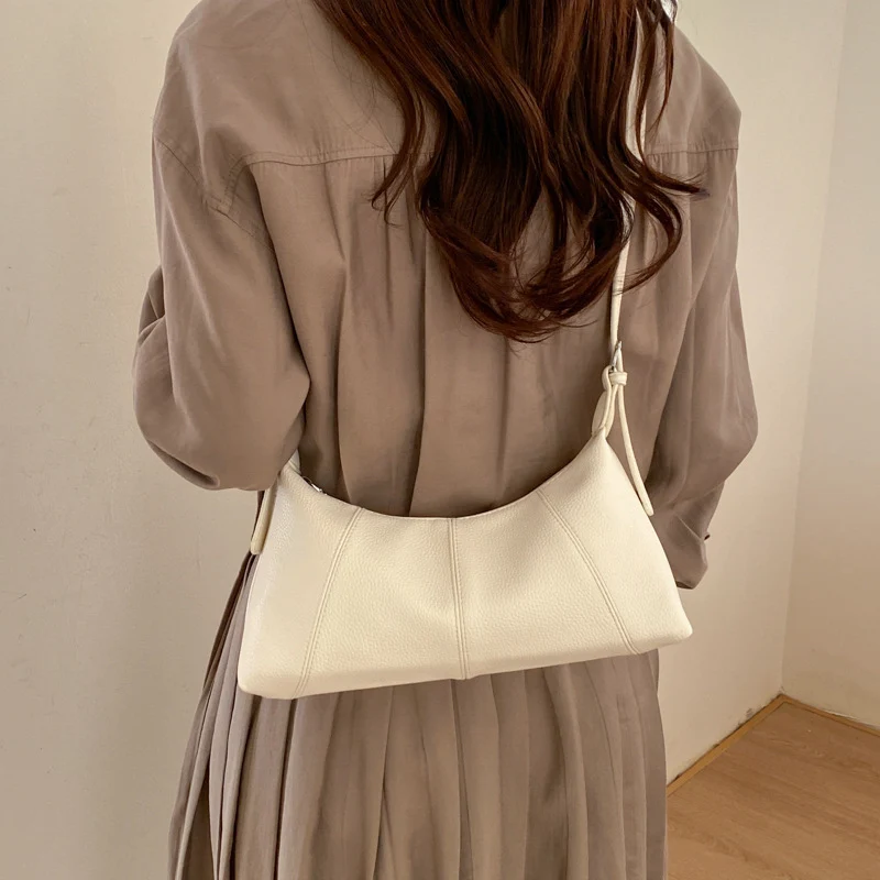 Damen elegante Schultertasche aus geschmeidigem Kunstleder mit dezentem Design Nord Taschen