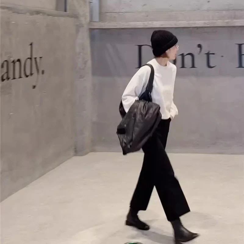Damen Modische Stiefeletten mit trendigem Design Nord Taschen