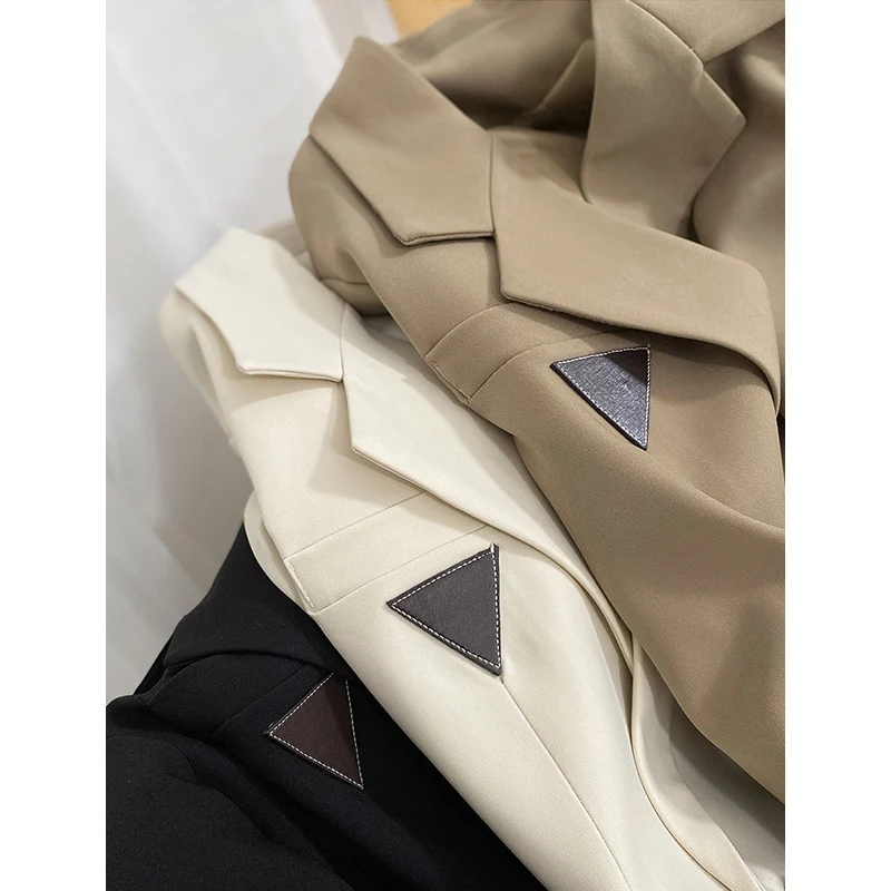 Damen Modischer Doppelreiher Blazer mit Taillengürtel Nord Taschen