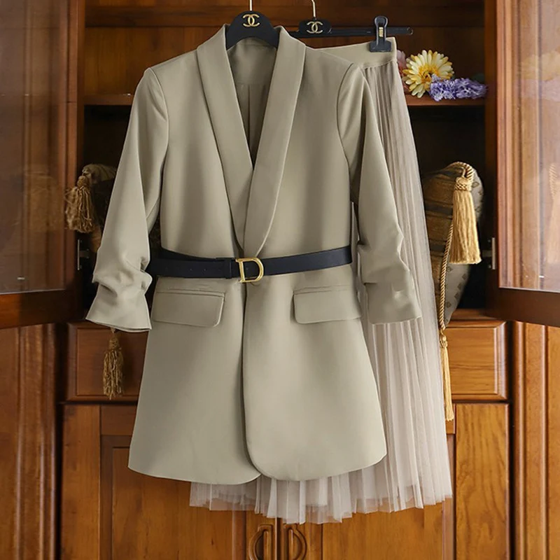 Damen Moderner Blazer mit Taillengürtel Nord Taschen