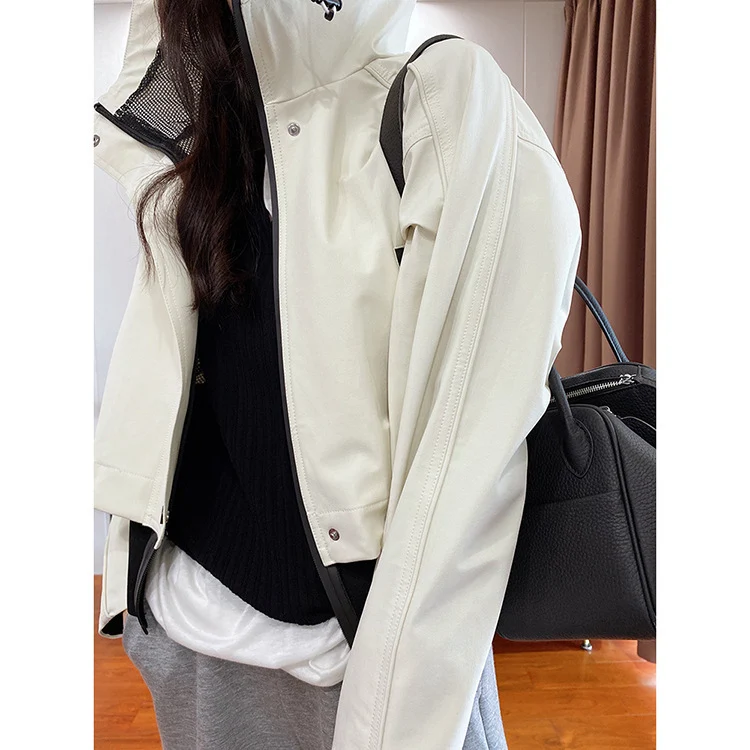 Damen Moderne Übergangsjacke mit extrahohem Kragen Nord Taschen