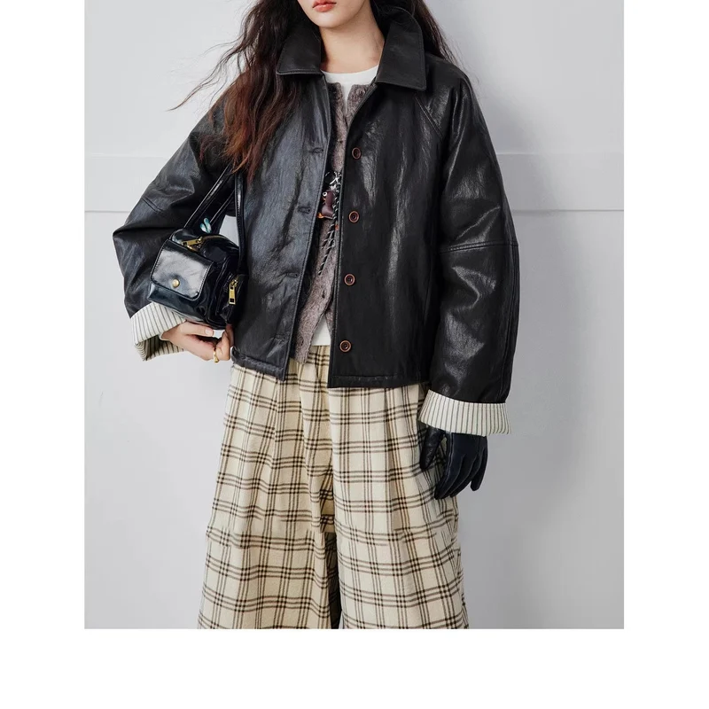 Damen Moderne Lederjacke mit gestreiften Manschetten Nord Taschen
