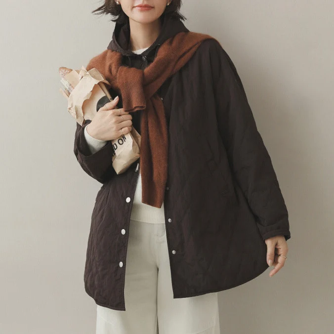 Damen Modische Steppjacke mit Kapuze Nord Taschen