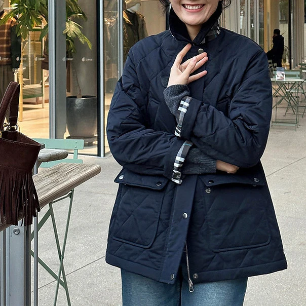 Damen Modische Steppjacke mit hochgeschlossenem Kragen und großen Taschen Nord Taschen