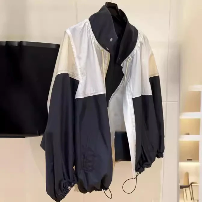 Damen Modische Windjacke Nord Taschen