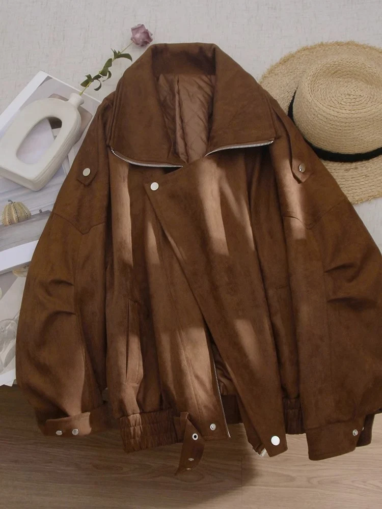 Damen Modische Wildlederjacke mit asymmetrischem Schnitt Nord Taschen