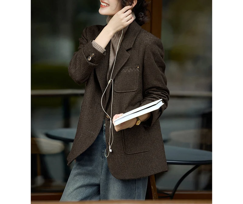 Damen Modern geschnittener Blazer mit strukturiertem Stoff Nord Taschen