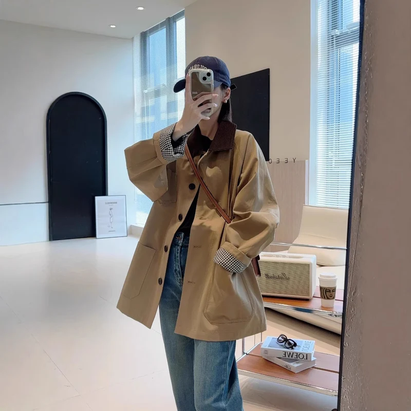 Damen Modische Oversized-Jacke mit kontrastierendem Kragen Nord Taschen