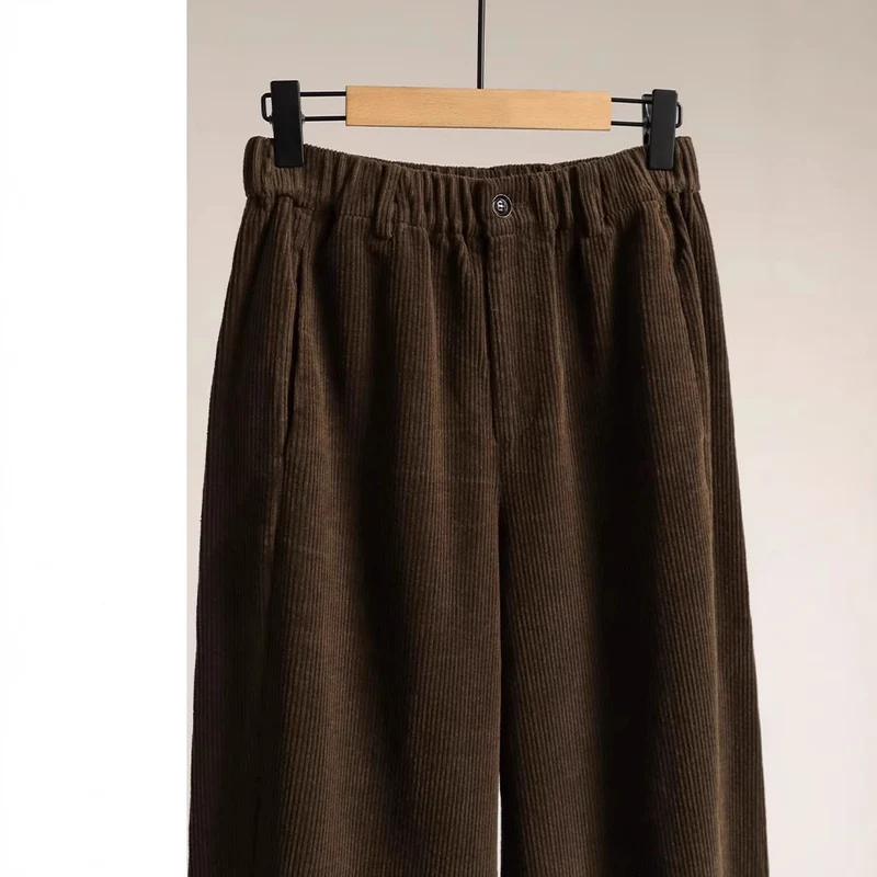 Damen Modische, weite Cordhose Nord Taschen