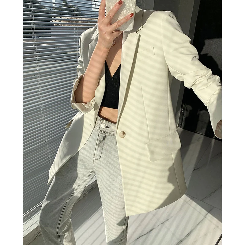 Damen Oversized Blazer im minimalistischen Design Nord Taschen
