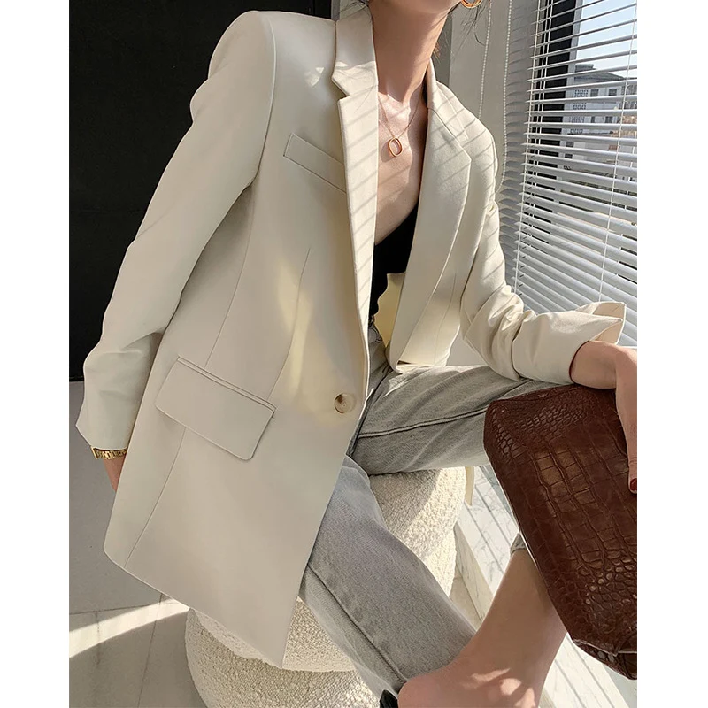 Damen Oversized Blazer im minimalistischen Design Nord Taschen