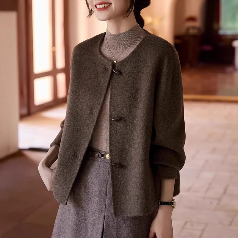 Damen Modische und elegante Strickjacke Nord Taschen