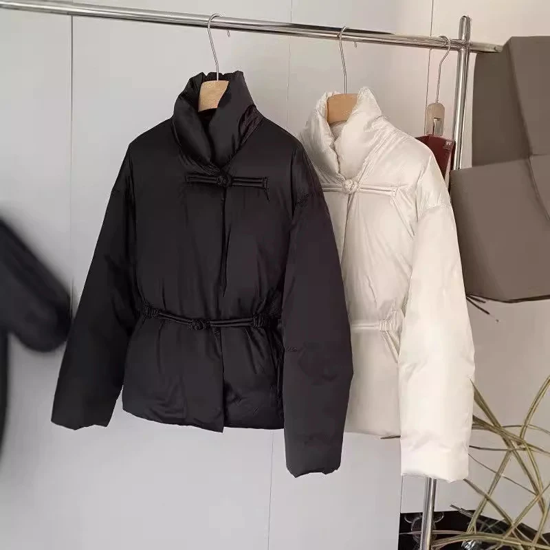 Damen Modische und elegante Steppjacke Nord Taschen