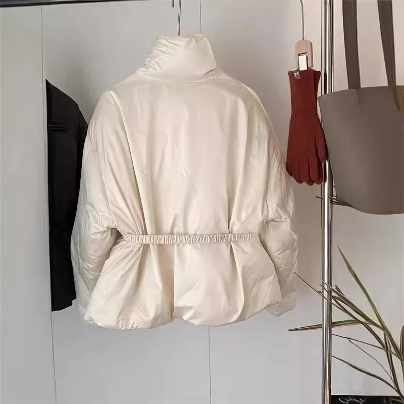 Damen Modische und elegante Steppjacke Nord Taschen