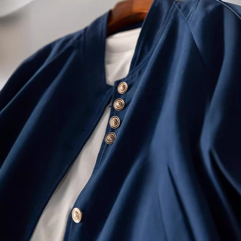 Damen Modische und elegante Jacke mit schmalem Schnitt Nord Taschen
