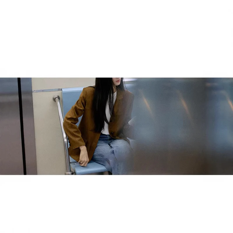 Damen Modischer Wollblazer mit tiefem V-Ausschnitt Nord Taschen