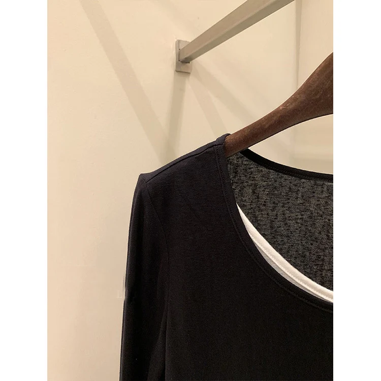 Damen Lässiges Langarmshirt mit asymmetrischem Schnitt Nord Taschen