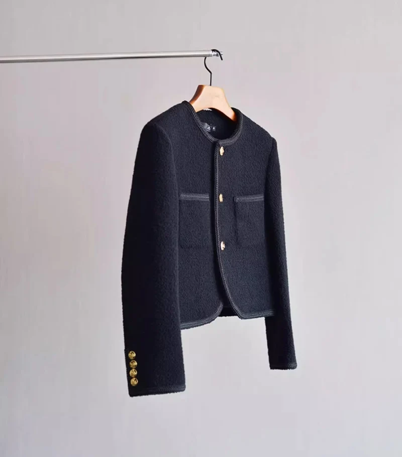 Damen Modische Boucléjacke mit goldenen Knöpfen Nord Taschen