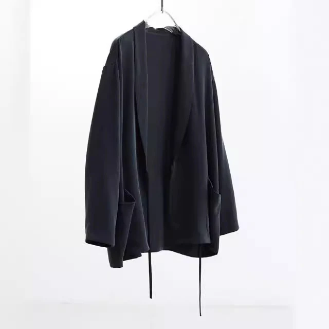 Damen Lässiger und eleganter Oversized-Blazer Nord Taschen