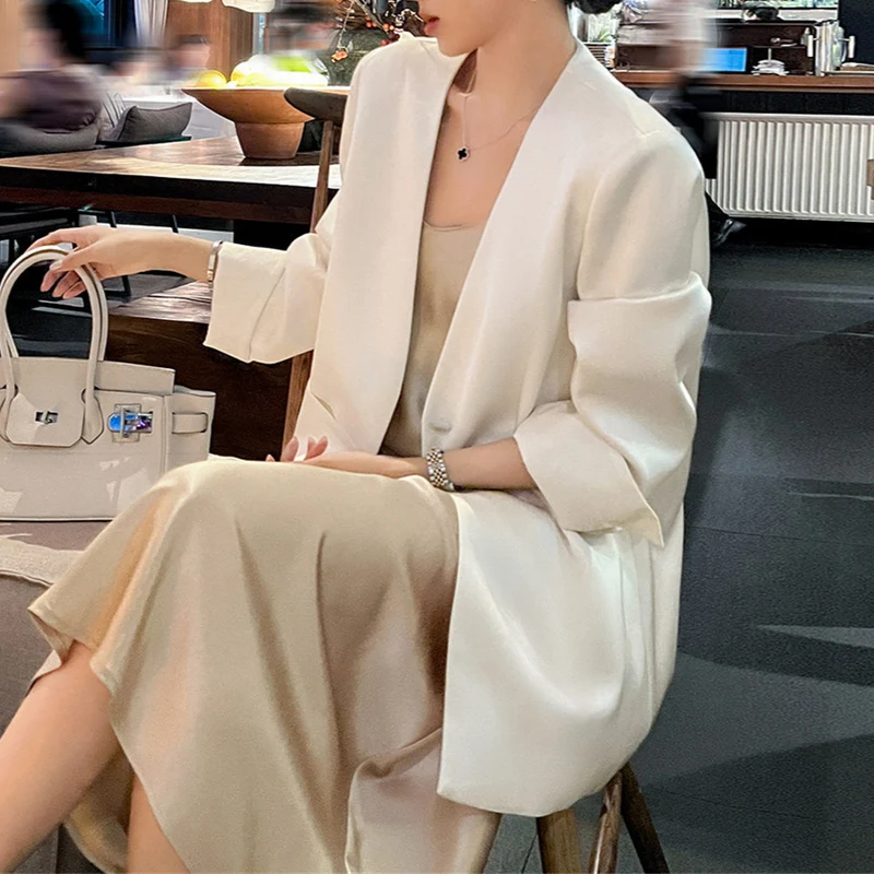 Damen Eleganter und zeitloser Blazer Nord Taschen
