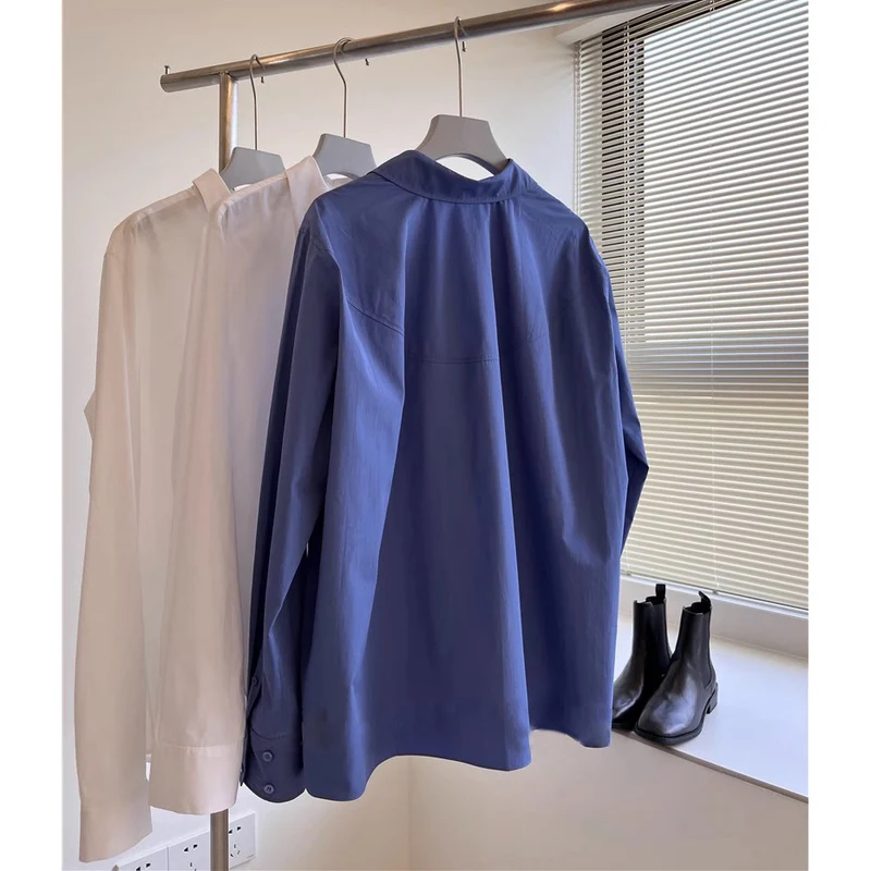 Damen Klassische Hemdbluse mit breitem Kragen Nord Taschen