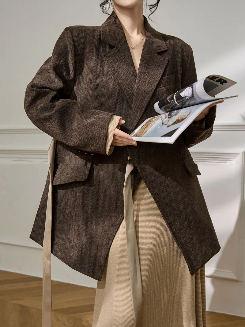 Damen Eleganter und vielseitiger Blazer mit Taillengürtel Nord Taschen