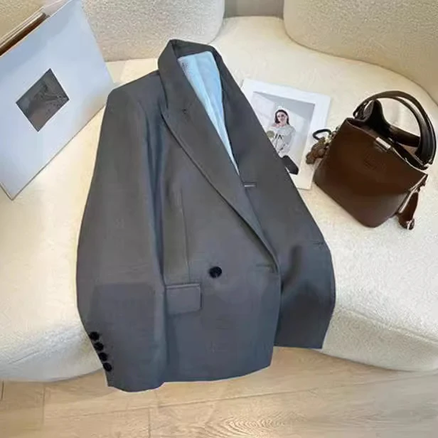Damen Eleganter und stylischer Oversized-Blazer Nord Taschen