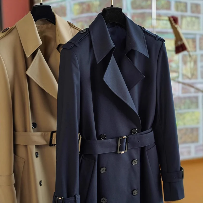 Damen Eleganter und moderner Trenchcoat Nord Taschen