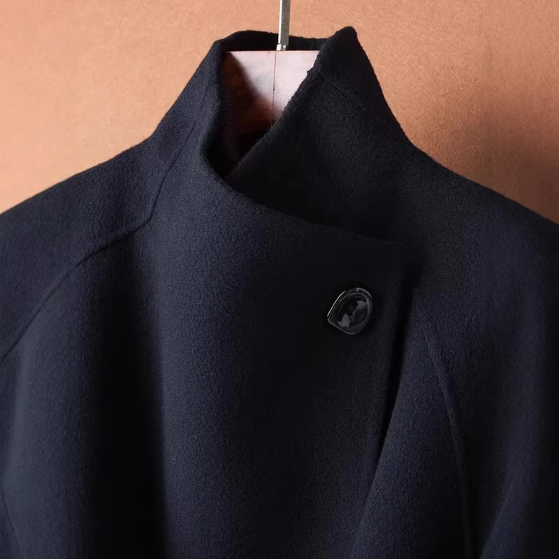Damen Eleganter und klassischer Trenchcoat Nord Taschen