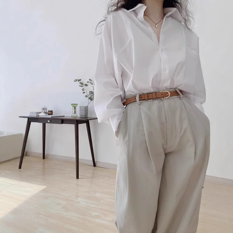 Damen Elegante und lässige Oversized Hemdbluse Nord Taschen