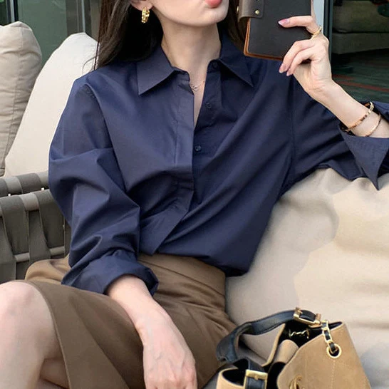 Damen Elegante und lässige Bluse Nord Taschen
