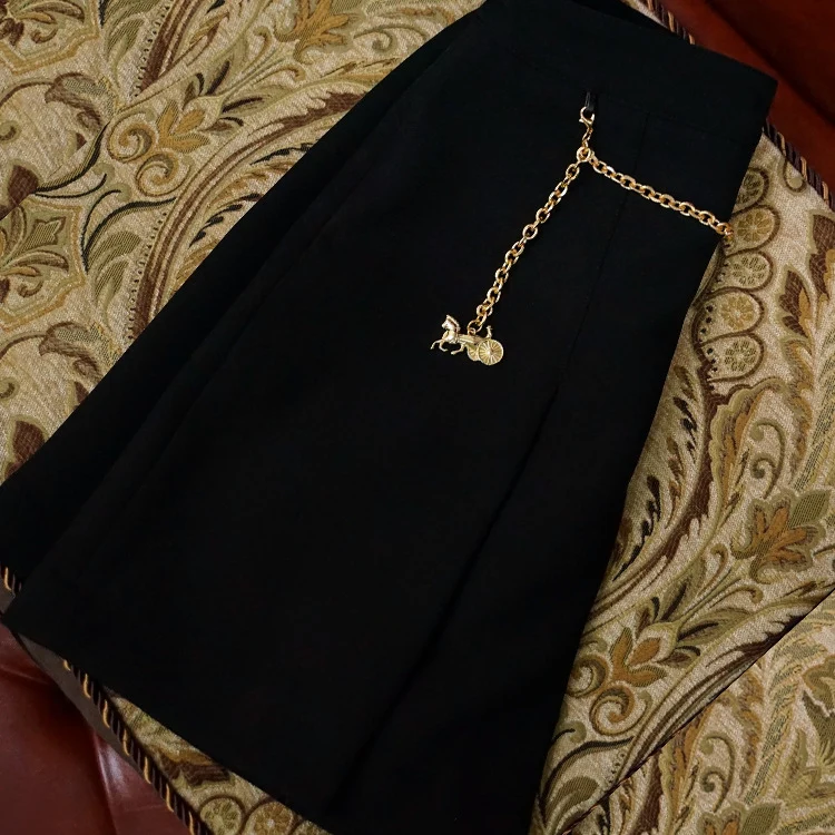 Damen Eleganter Midirock mit einzigartigem Kettendetail Nord Taschen