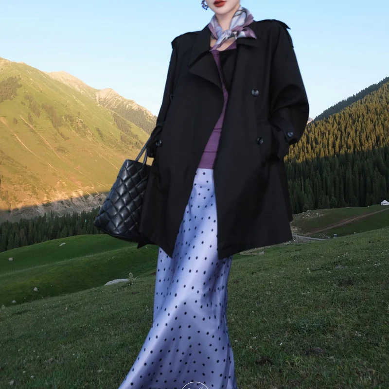 Damen Eleganter Trenchcoat mit Taillengürtel Nord Taschen