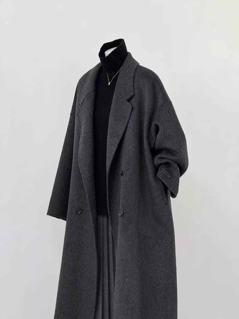 Damen Oversize Wollmantel mit weitem Revers und entspannter Silhouette Nord Taschen
