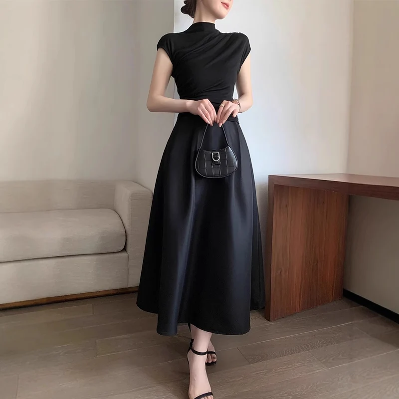 Damen Elegantes Maxikleid mit tailliertem Schnitt Nord Taschen