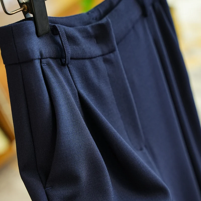 Damen Elegantes Business-Anzugset mit weitem Schnitt Nord Taschen