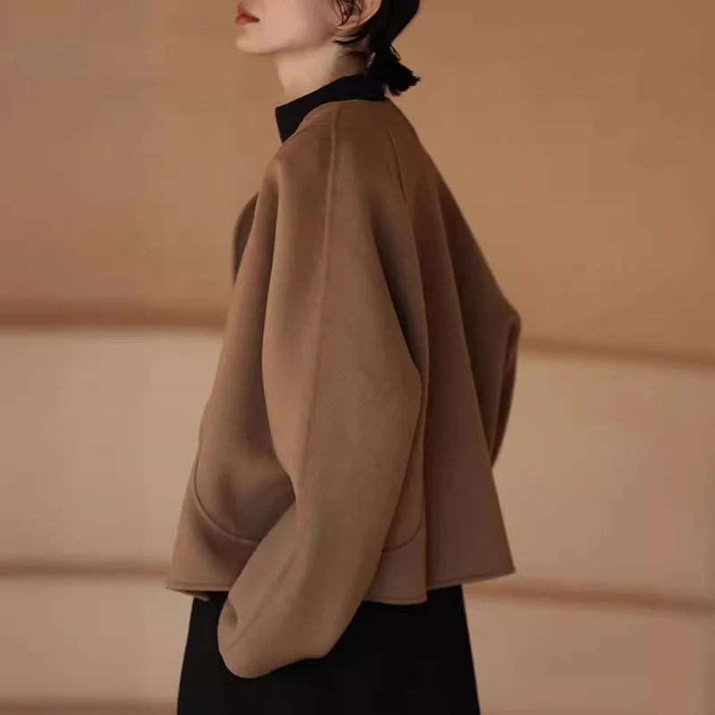 Damen Elegante und gemütliche Jacke mit asymmetrischem Schnitt Nord Taschen