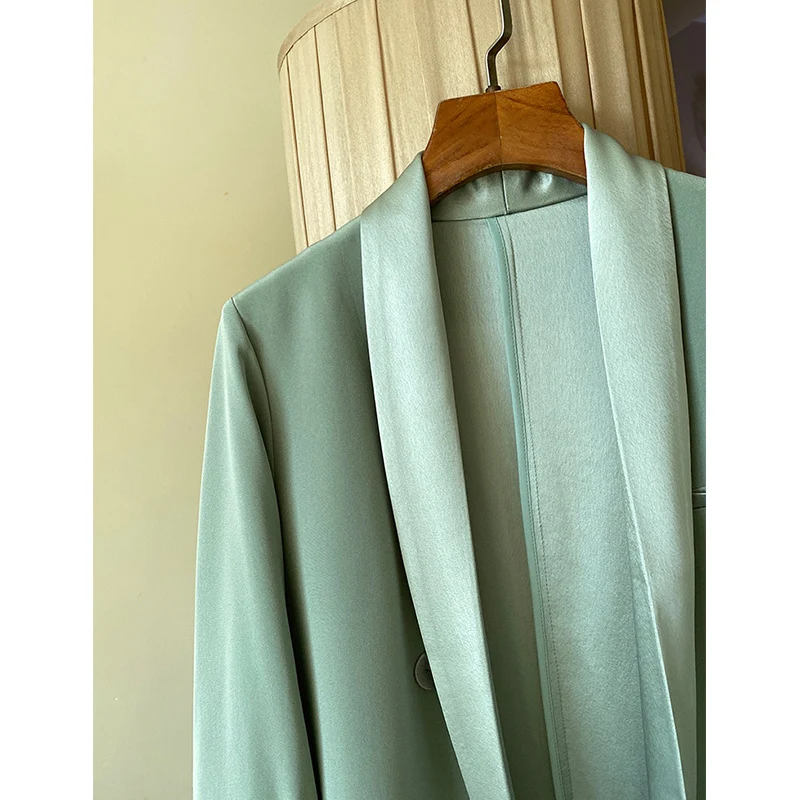 Damen Eleganter Blazer mit schimmerndem Revers Nord Taschen