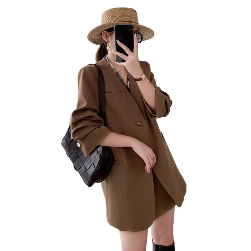 Damen Eleganter Blazer mit Rock Nord Taschen