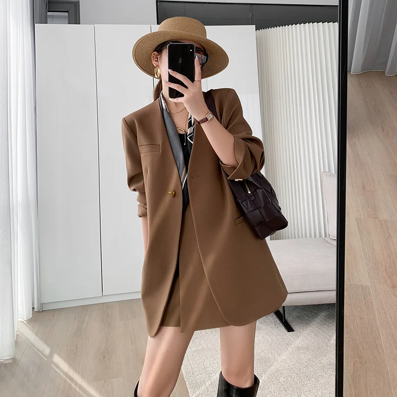 Damen Eleganter Blazer mit Rock Nord Taschen