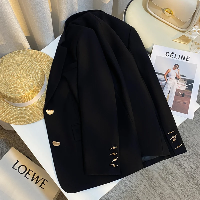 Damen Eleganter Blazer mit goldenen Details Nord Taschen
