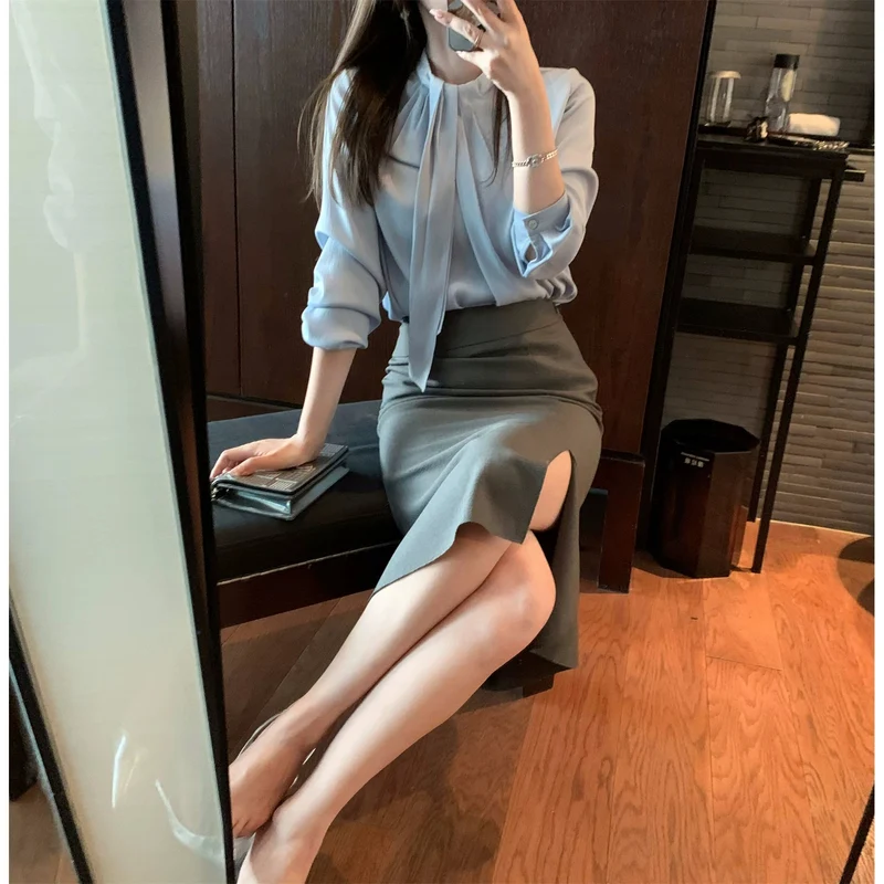 Damen Elegante und figurbetonte Bluse mit Schleifendetail Nord Taschen