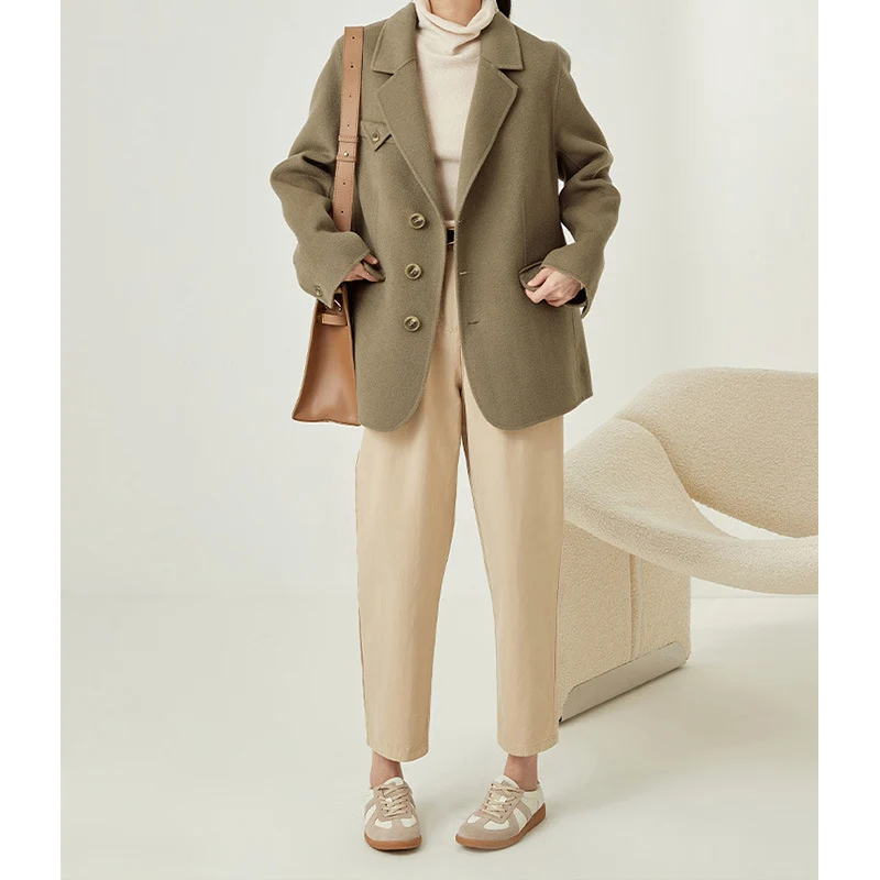 Damen Elegante und bequeme Wolljacke Nord Taschen