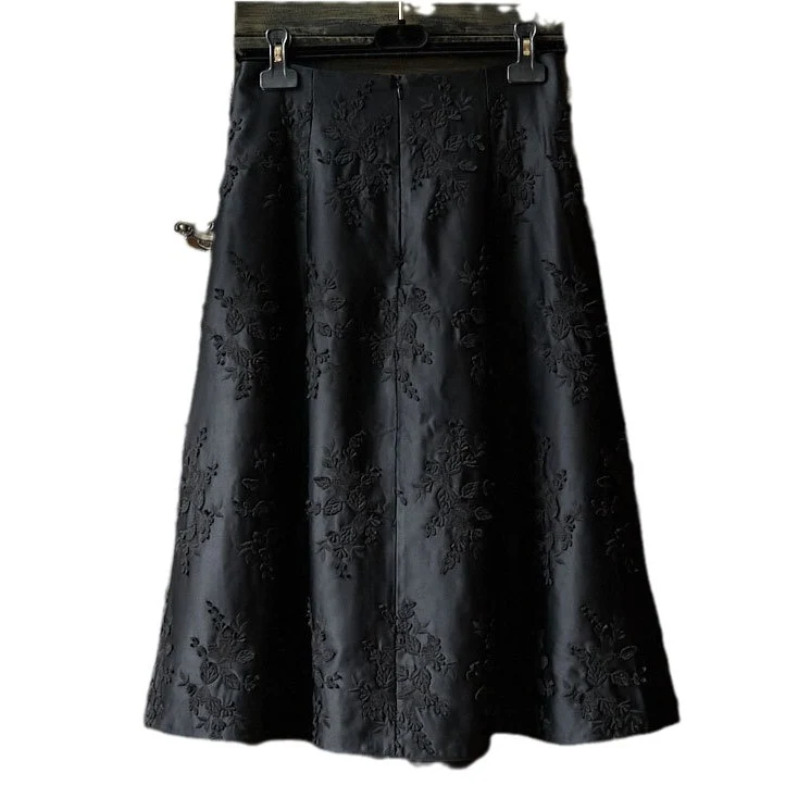 Damen Eleganter Maxirock mit floralem Relief Nord Taschen