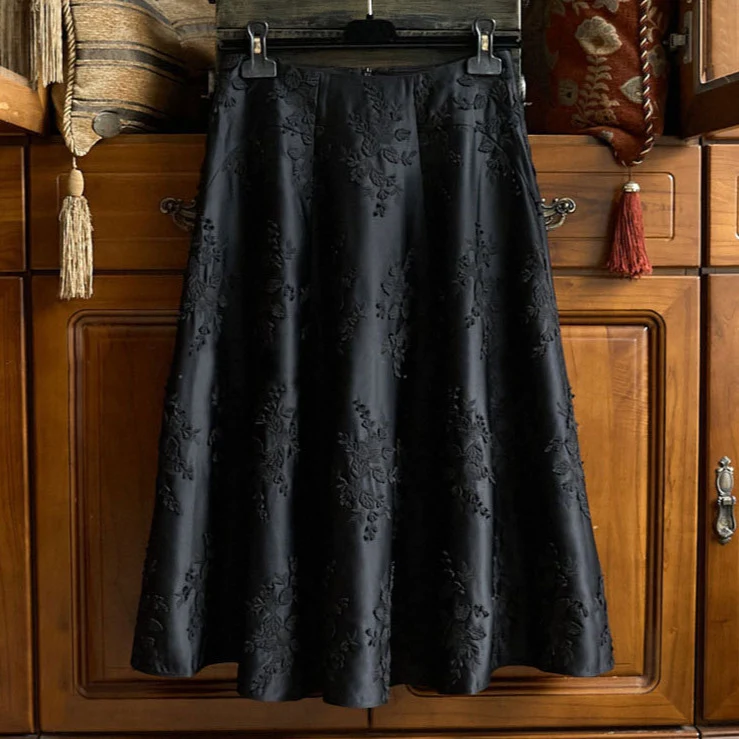 Damen Eleganter Maxirock mit floralem Muster Nord Taschen