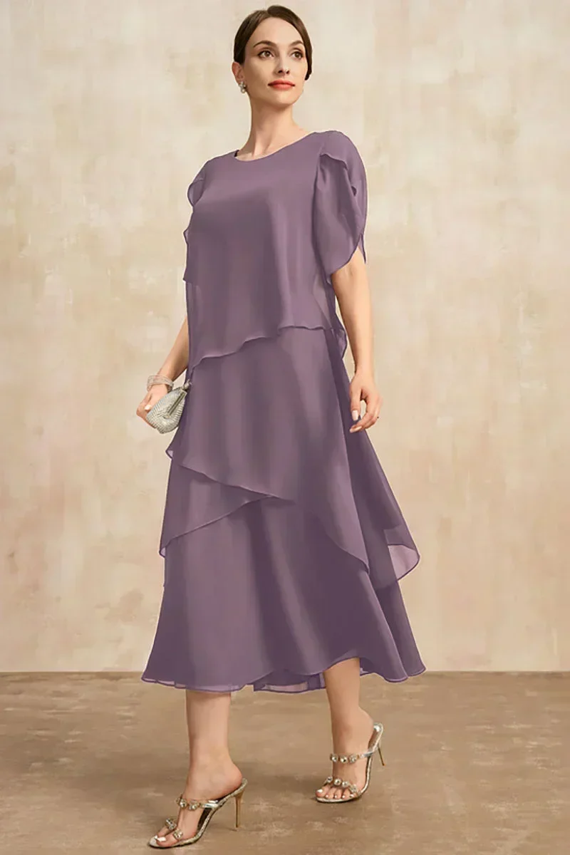 Plus Size Gestuftes Midi Kleid