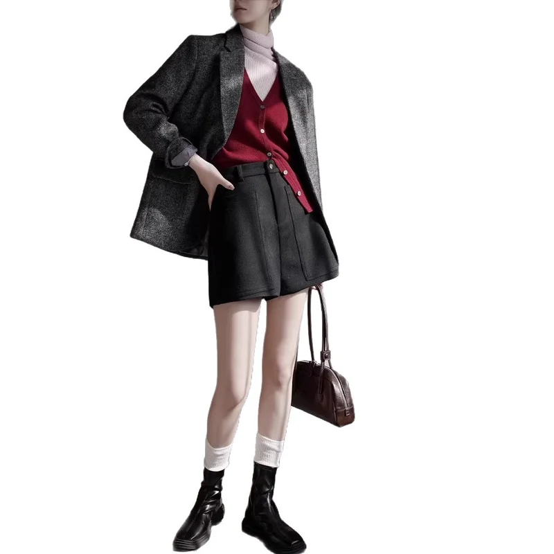 Damen Eleganter Wollblazer mit modischem Schnitt Nord Taschen