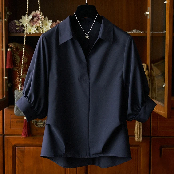 Damen Elegante Bluse mit Übergrößen und weiten Ärmeln Nord Taschen