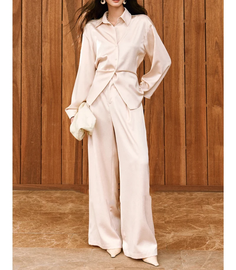 Damen Elegante Bluse mit schimmerndem Finish und Taillengürtel Nord Taschen